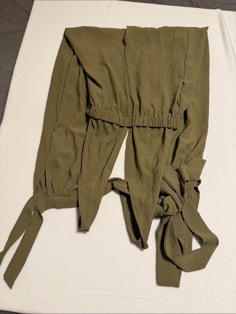 SHEIN Olive Tie-Waist Long Sleeve Jumpsuit s36